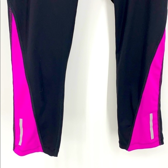 Nike Dry Fit Pink & Black Capris SZ M - Picture 5 of 6